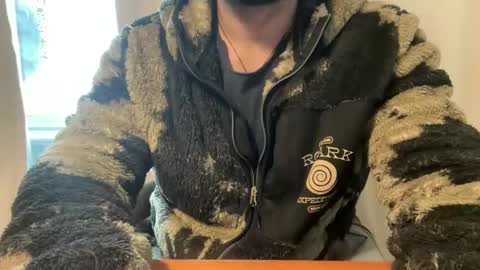 Snapshot of sie273 chatting on 12.18.24 sie273 online show from 12.18.24