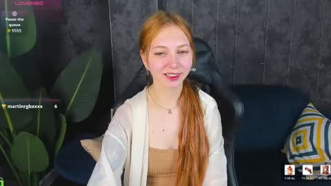 Snapshot of sienna_nyx chatting on 05.26.26 Sienna online show from 05.26.26