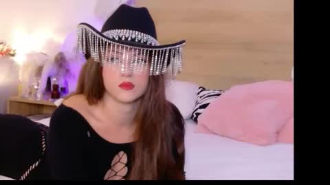 sienna_voss online show from 10.19.25