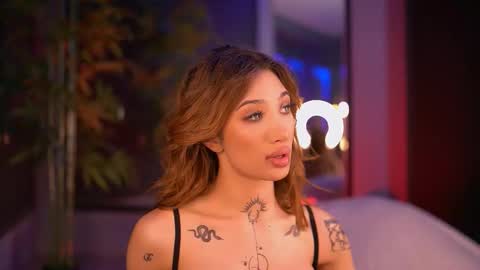 Snapshot of siennajayden chatting on 11.10.25 Sienna online show from 11.10.25