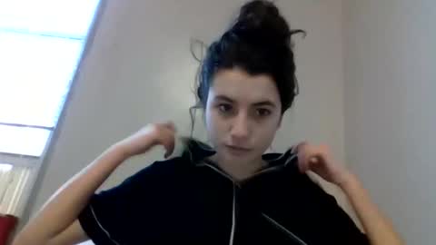 sierranovaa online show from 02.04.26