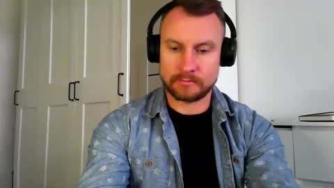 Snapshot of siggurd7one chatting on 10.09.25 Orlando online show from 10.09.25