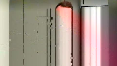 Snapshot of siggurd7one chatting on 12.14.25 Orlando online show from 12.14.25