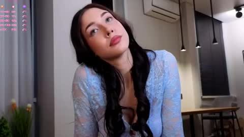 Snapshot of signehinz chatting on 02.28.26 Eva online show from 02.28.26