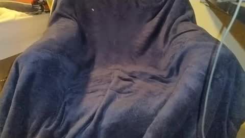 Snapshot of silencedude chatting on 10.12.25 Tsuki online show from 10.12.25