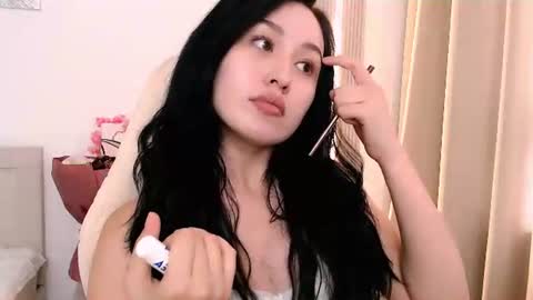 Snapshot of silk_ann chatting on 06.27.26 silk_ann online show from 06.27.26