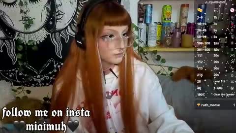 Mia online show from 08.03.26