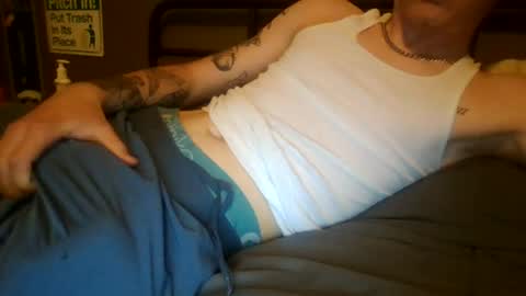 Snapshot of sillyslim379686 chatting on 07.01.26 sillyslim379686 online show from 07.01.26