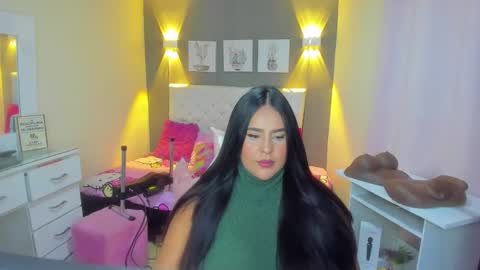 Snapshot of silvana_cruzz chatting on 10.09.25 Silvana cruzzz online show from 10.09.25