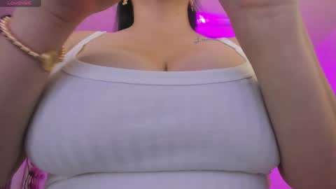 Snapshot of silvana_monroe chatting on 05.30.26 SIlvana online show from 05.30.26