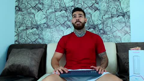 Snapshot of silvano_torrez chatting on 01.24.25 silavno online show from 01.24.25