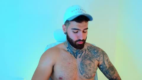 Snapshot of silvano_torrez chatting on 01.07.26 silavno online show from 01.07.26