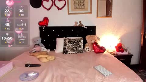 Snapshot of silver__love chatting on 10.24.25 Silver online show from 10.24.25