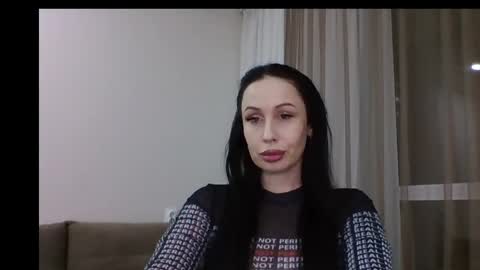 Snapshot of silver_still chatting on 04.10.26 silver_still online show from 04.10.26