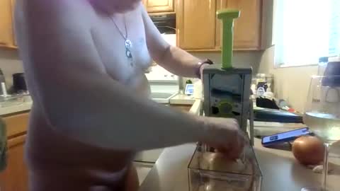 Snapshot of silverdragon70 chatting on 10.17.25 silverdragon70 online show from 10.17.25