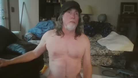 Snapshot of silverfunfox chatting on 02.01.26 silverfunfox online show from 02.01.26