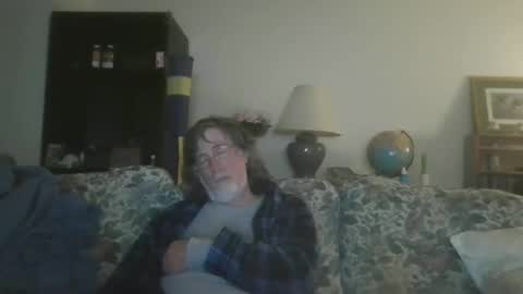 Snapshot of silverfunfox chatting on 03.08.26 silverfunfox online show from 03.08.26