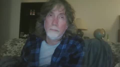 Snapshot of silverfunfox chatting on 03.22.26 silverfunfox online show from 03.22.26