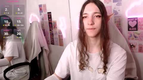 Snapshot of silvermuse chatting on 03.19.26 silvermuse online show from 03.19.26