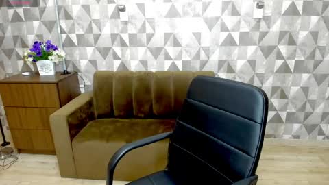 silviarosse online show from 04.29.26