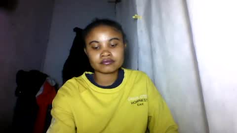Snapshot of simirna98 chatting on 06.12.26 simirna98 online show from 06.12.26