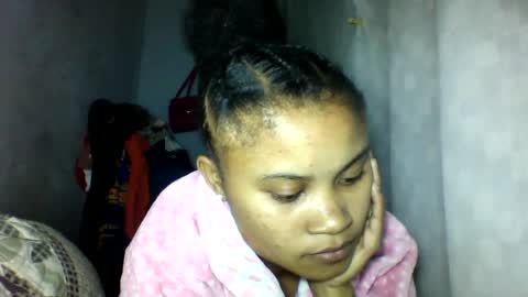 Snapshot of simirna98 chatting on 06.16.26 simirna98 online show from 06.16.26