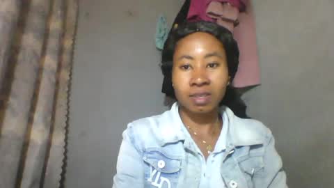 Snapshot of simirna98 chatting on 06.27.26 simirna98 online show from 06.27.26