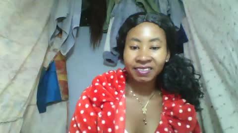 Snapshot of simirna98 chatting on 07.08.26 simirna98 online show from 07.08.26