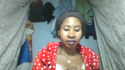 Snapshot of simirna98 chatting on 07.10.26 simirna98 online show from 07.10.26