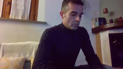 Snapshot of simmeturbate chatting on 02.16.25 Italiandaddyitalydickassbottomassholecomshowmasturbatenudeboyitalyatleticcutemuscolarhardcockdickboy online show from 02.16.25