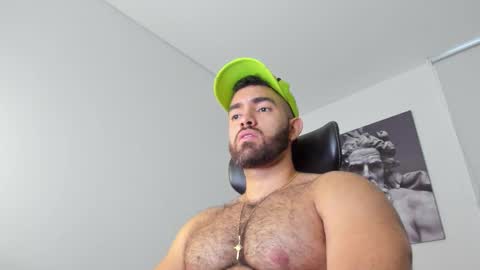 simon_leon01 online show from 03.10.26