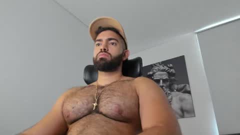 Snapshot of simon_leon01 chatting on 07.28.26 simon_leon01 online show from 07.28.26