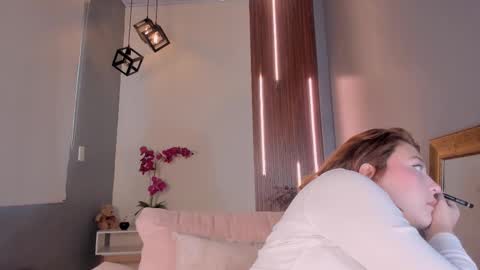 simonastar_ online show from 03.16.26