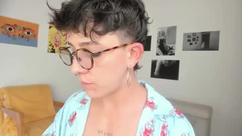 Sim. online show from 01.21.25