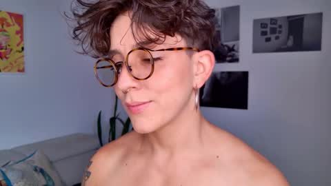 Sim. online show from 11.25.25