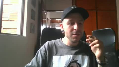 simonm777 online show from 10.15.25
