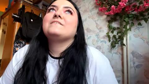 Snapshot of simonnebouyer chatting on 02.09.26 Anna online show from 02.09.26