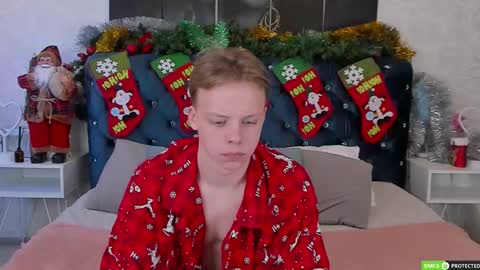 Snapshot of simonwarner chatting on 01.17.26 Simon online show from 01.17.26