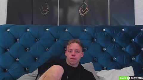 Snapshot of simonwarner chatting on 02.03.26 Simon online show from 02.03.26