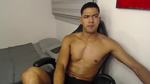 Snapshot of simple_guyy chatting on 02.15.26 Andrey online show from 02.15.26