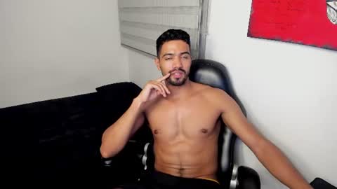 Snapshot of simple_guyy chatting on 06.18.26 Andrey online show from 06.18.26