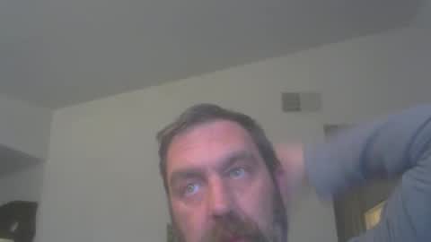 Snapshot of simplesamesq chatting on 02.16.25 simplesamesq online show from 02.16.25