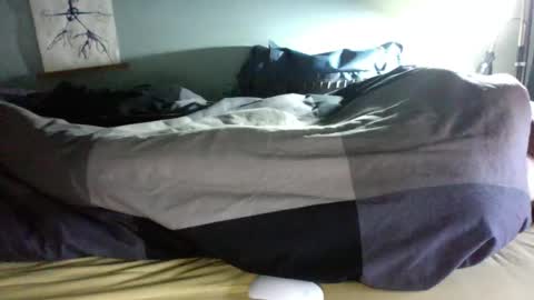 Snapshot of simplyminded chatting on 03.18.26 simplyminded online show from 03.18.26