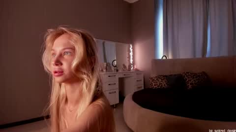 Naomi online show from 03.28.26