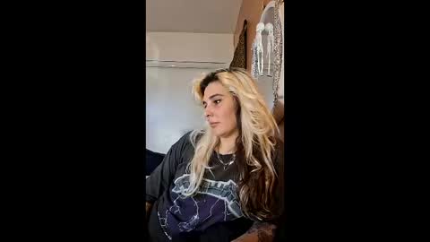 Snapshot of sindyrocker89 chatting on 02.06.26 Aussie Sindy Rocker online show from 02.06.26