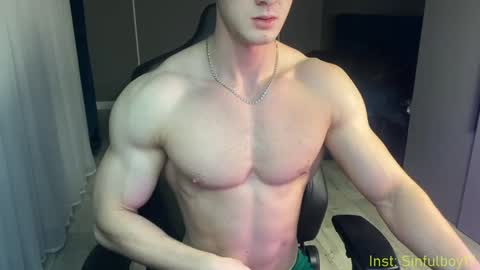 Snapshot of sinffuly chatting on 02.10.25 Richard online show from 02.10.25