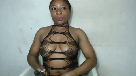 sinfulbicth online show from 09.18.25