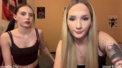 Snapshot of sinfulduo1 chatting on 10.14.25 Emily and Elly online show from 10.14.25