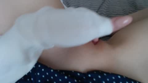 Snapshot of single_fox_4u chatting on 11.04.25 Lina online show from 11.04.25