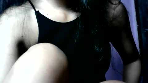 single_momxx online show from 07.06.26
